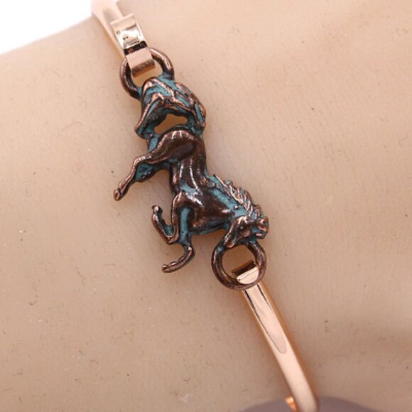 Horse Stallion Brass Hook Bangle Bracelet - Picture 1 of 7